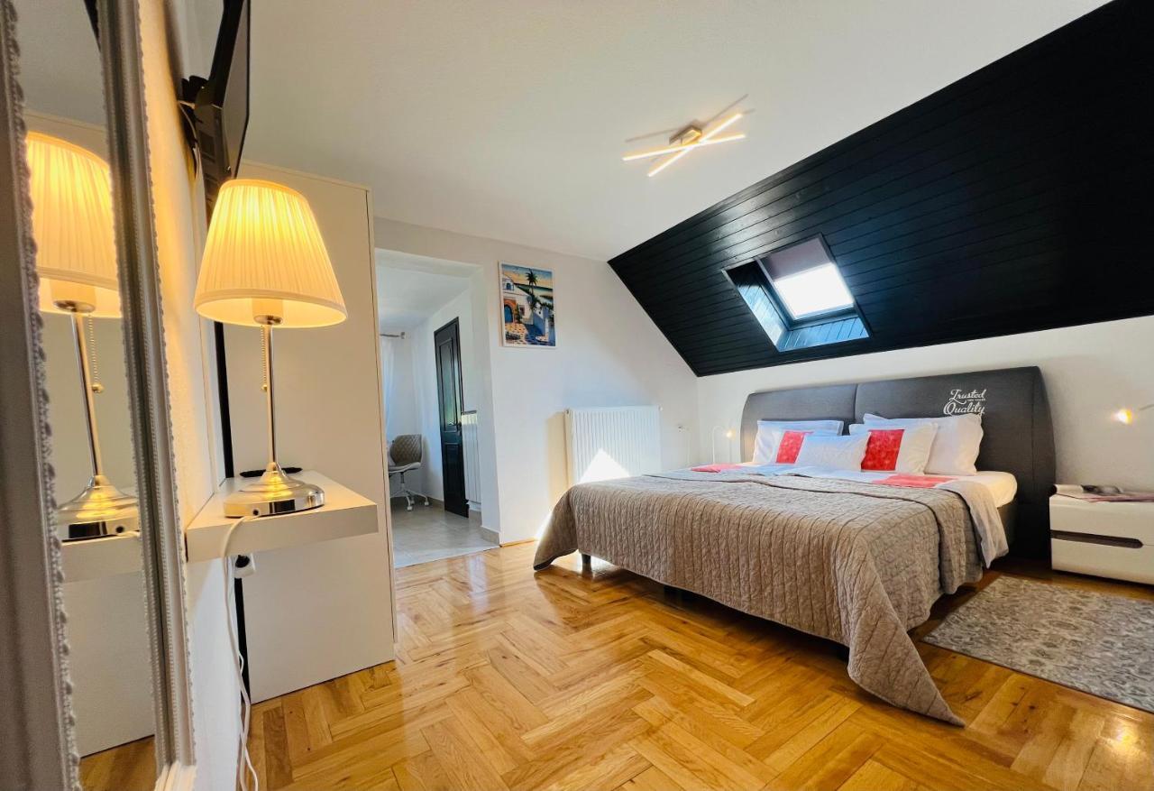 Heviz Apart Comfort Apartment Exterior photo